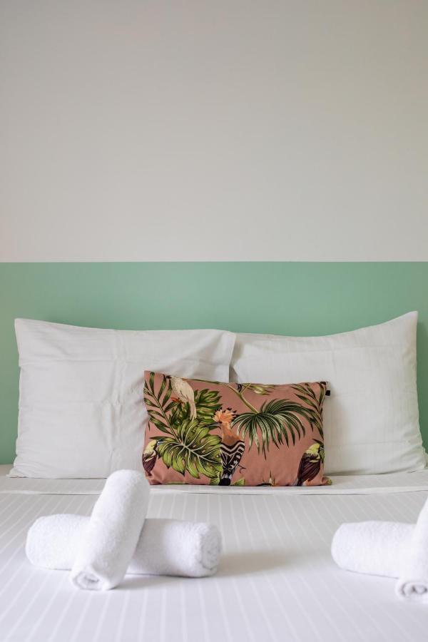 Boutique Hotel & Apartments Jt Curacao 威廉斯塔德 外观 照片
